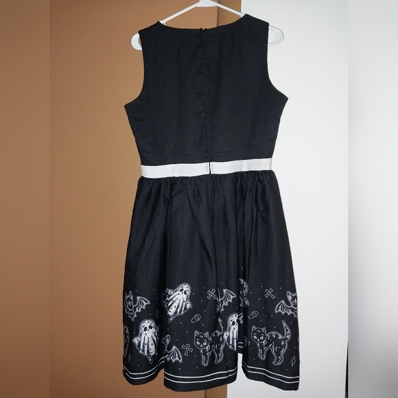 Sourpuss black & white spooky print dress - Picture 3 of 11